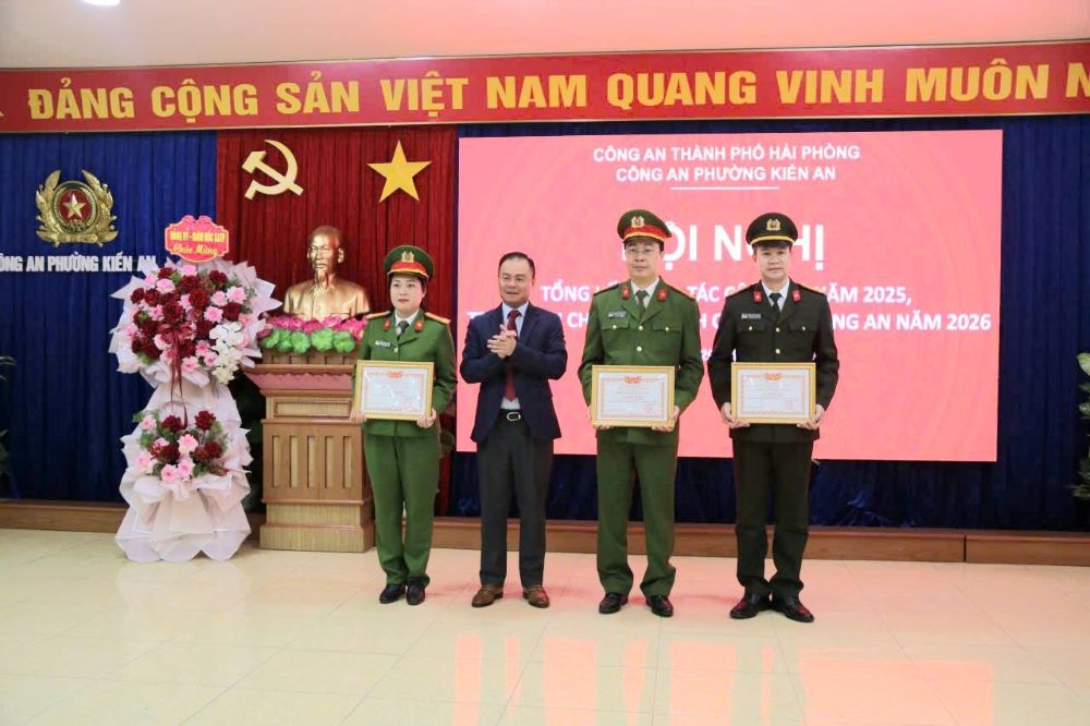 Xây dựng lực lượng Công an phường Kiến An thật sự trong sạch vững mạnh, chính quy tinh nhuệ, hiện đại